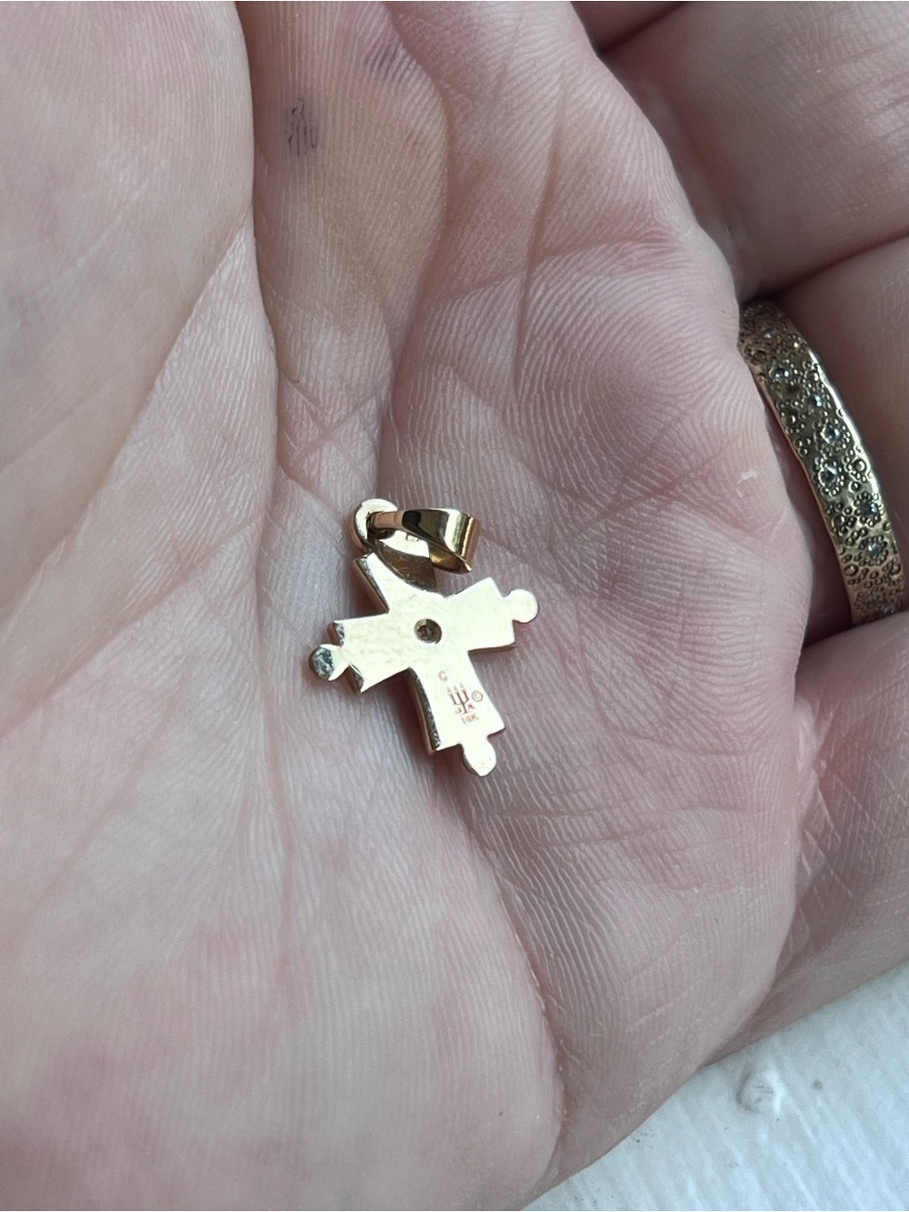 James Avery 18k gold & diamond retired cross pendant - Picture 6 of 8
